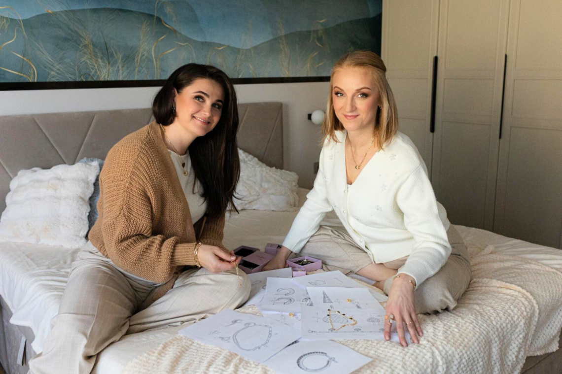 Ania&Ola-Zespół FRIGG